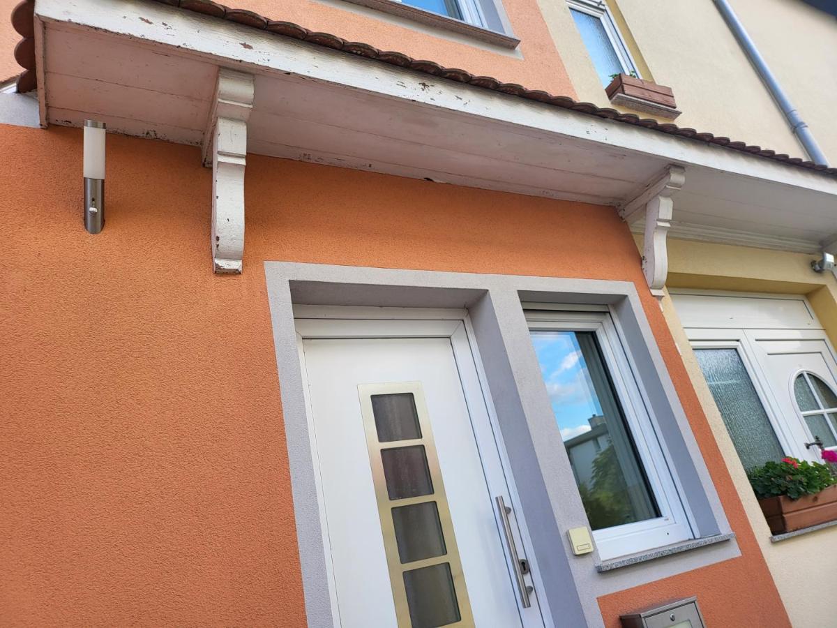 Modernes Behagliches Haus Mit Kamin, Terrasse Und Garten Magdeburg Exterior photo