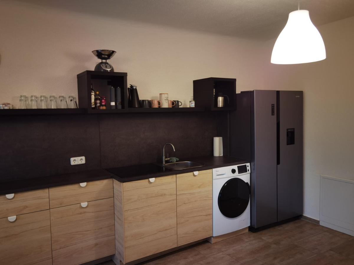 Modernes Behagliches Haus Mit Kamin, Terrasse Und Garten Magdeburg Exterior photo