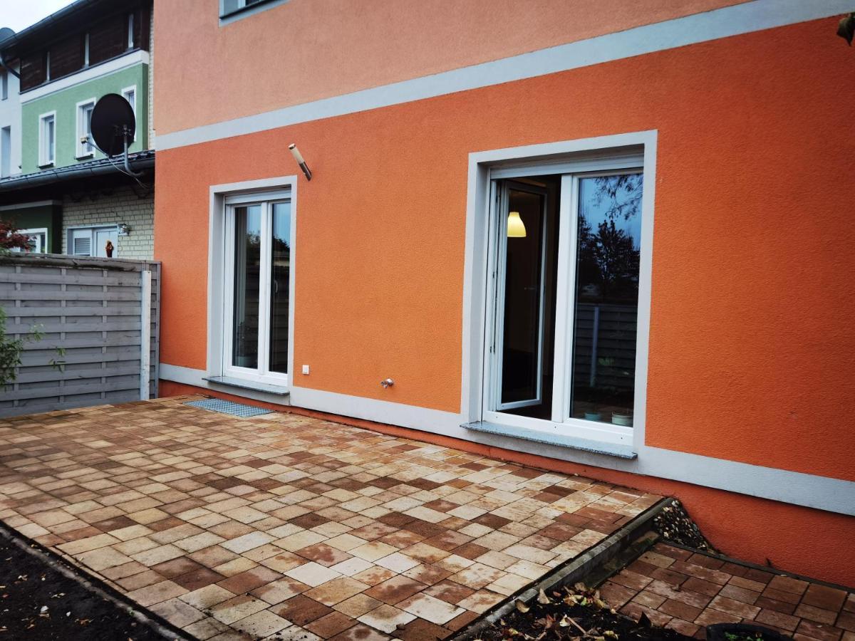 Modernes Behagliches Haus Mit Kamin, Terrasse Und Garten Magdeburg Exterior photo