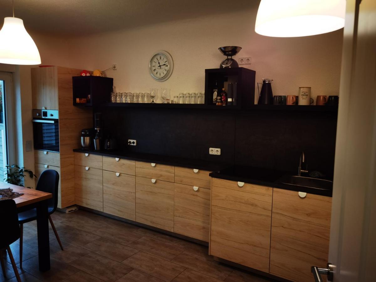 Modernes Behagliches Haus Mit Kamin, Terrasse Und Garten Magdeburg Exterior photo